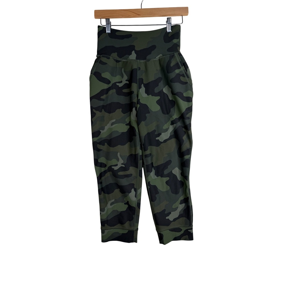 Old Navy Powersoft Camo Print High Rise Jogger Pants size Small Green